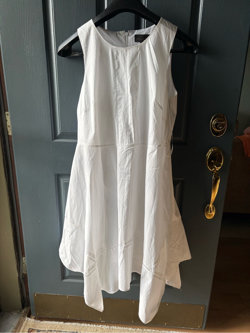 Donna Karan New York White Sleeveless Asymmetric Handkerchief-Hem Dress SZ 16